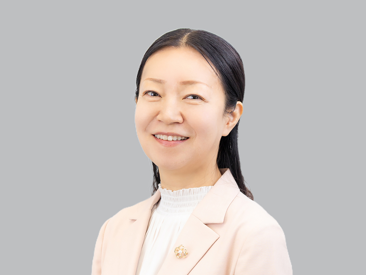 武藤 亜紀子　Akiko Muto