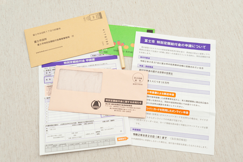 日本における「在留カード」の概要と外国人を雇用する際の論点
