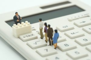 Miniature People Pay Queue Annual Income (tax) For The Year