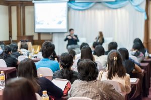 Business,Concept,:,Asia,People,Listen,In,Business,Seminar,Presentation