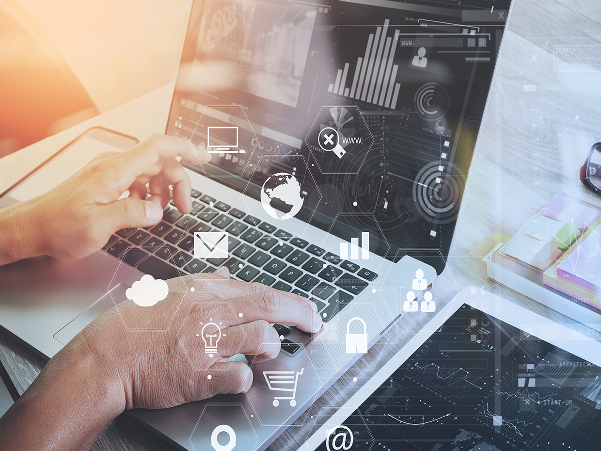 伊藤 諒　Ryo Ito