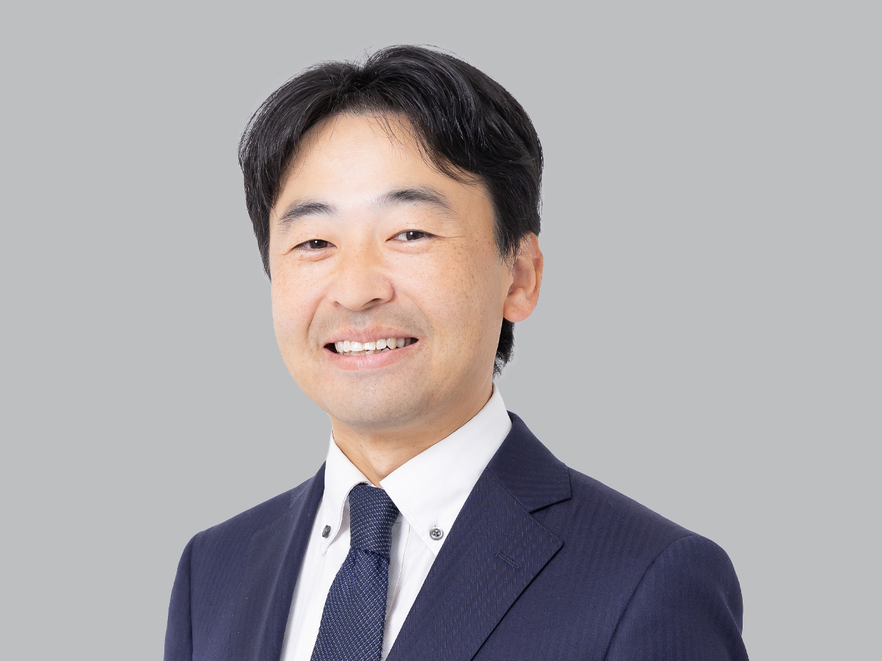 青山 知弘　Tomohiro Aoyama